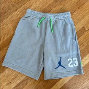 Nike Boys Jump Man Shorts Size M